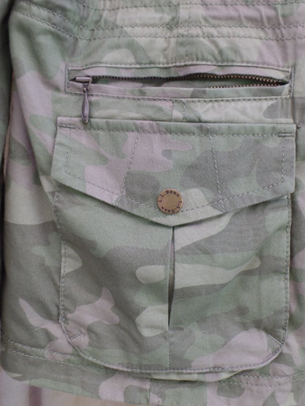 EUC LL Bean XL 18 20 Freeport Field Jacket Lined Camouflage Print Sherpa Lined - Picture 3 of 16